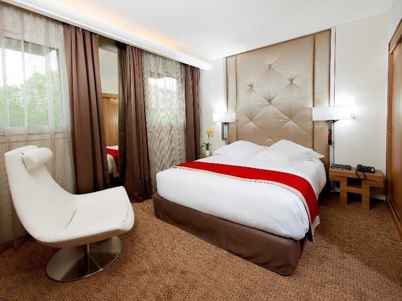 Hotel Mermoz Тулуза Номер фото
